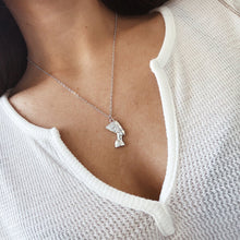Load image into Gallery viewer, Egyptian Queen Nefertiti Pendant Necklaces for Women Men Jewelry Gold Color Wholesale Jewellery African Gift